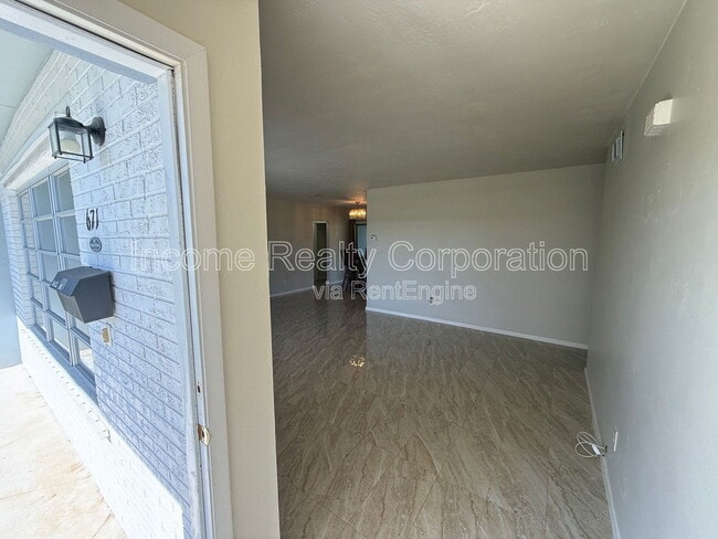 Building Photo - 671 NW 17th St