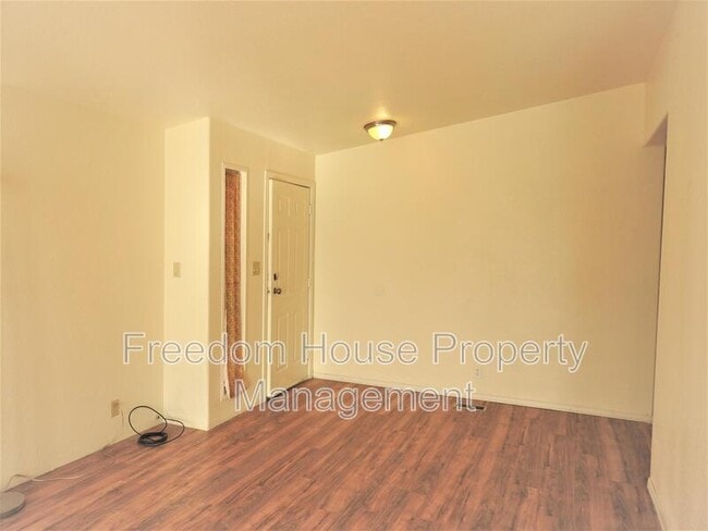 Building Photo - 2770 Rio Rico Dr