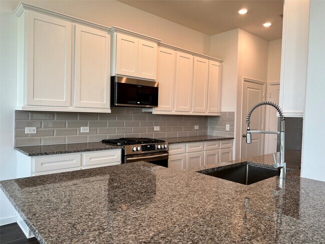 Building Photo - 5719 Foggy Vine Ct