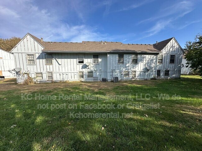 Building Photo - 1255 Petzold Dr