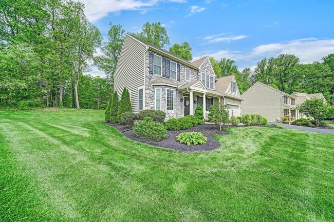 Building Photo - 4 Bedroom 4 Bath culdesac home in the Hart...