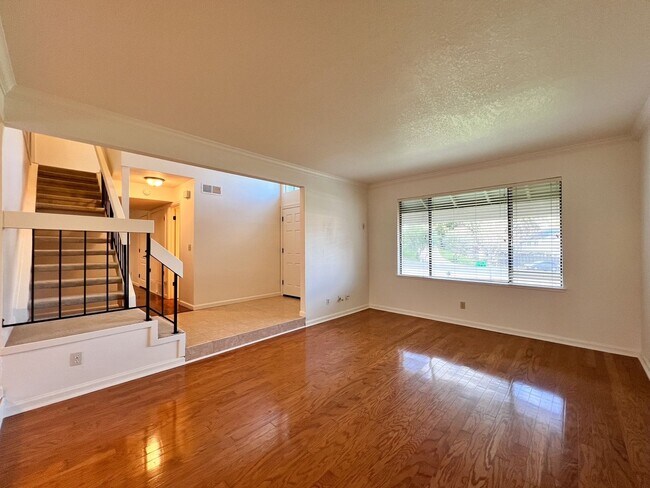 Building Photo - Charming 4 Bedroom Browns Valley Napa Home