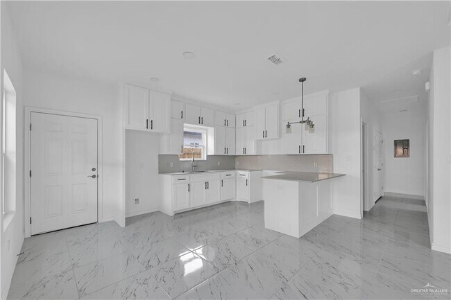 Building Photo - 11403 N 24th St