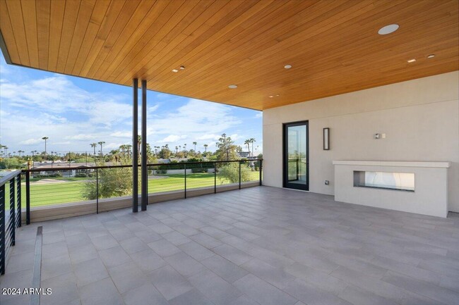 Building Photo - 6311 E Phoenician Blvd