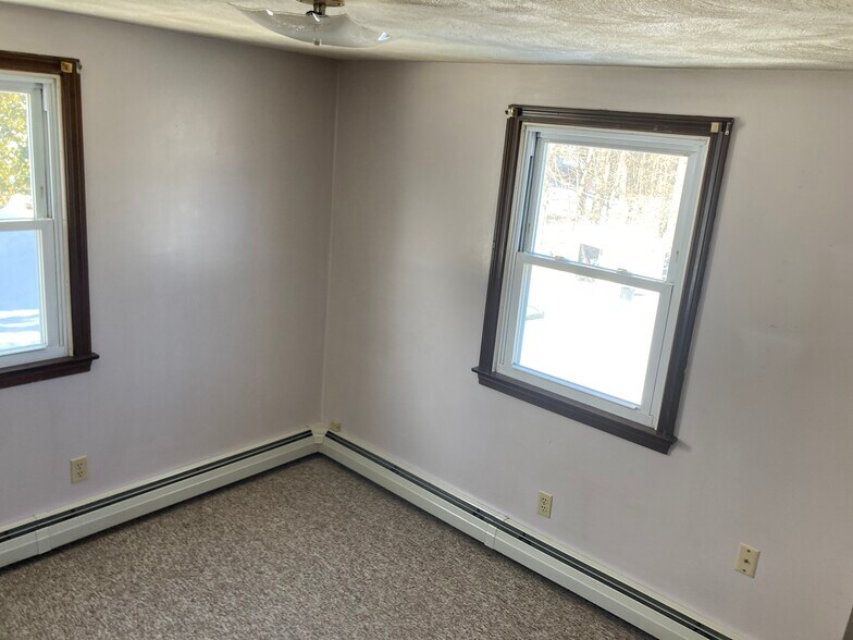 bedroom 2 - 5 John Avenue