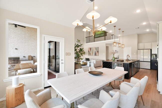 Building Photo - 21967 Gateway Arch Dr