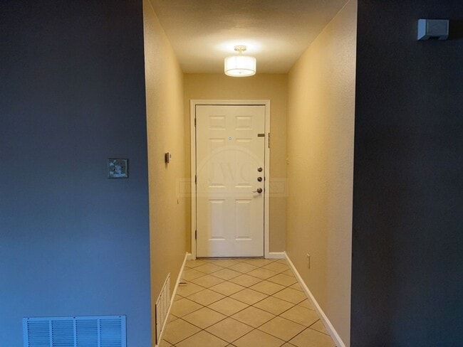 Building Photo - 4402 Breckenridge Dr