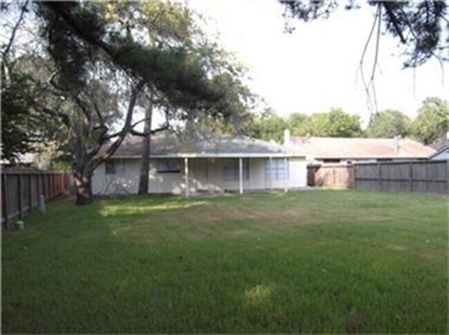 Building Photo - 22603 Millgate Dr