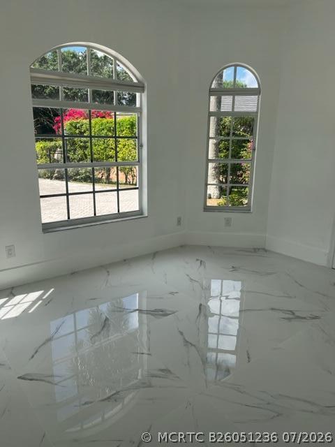 Building Photo - 16082 Rio Del Sol