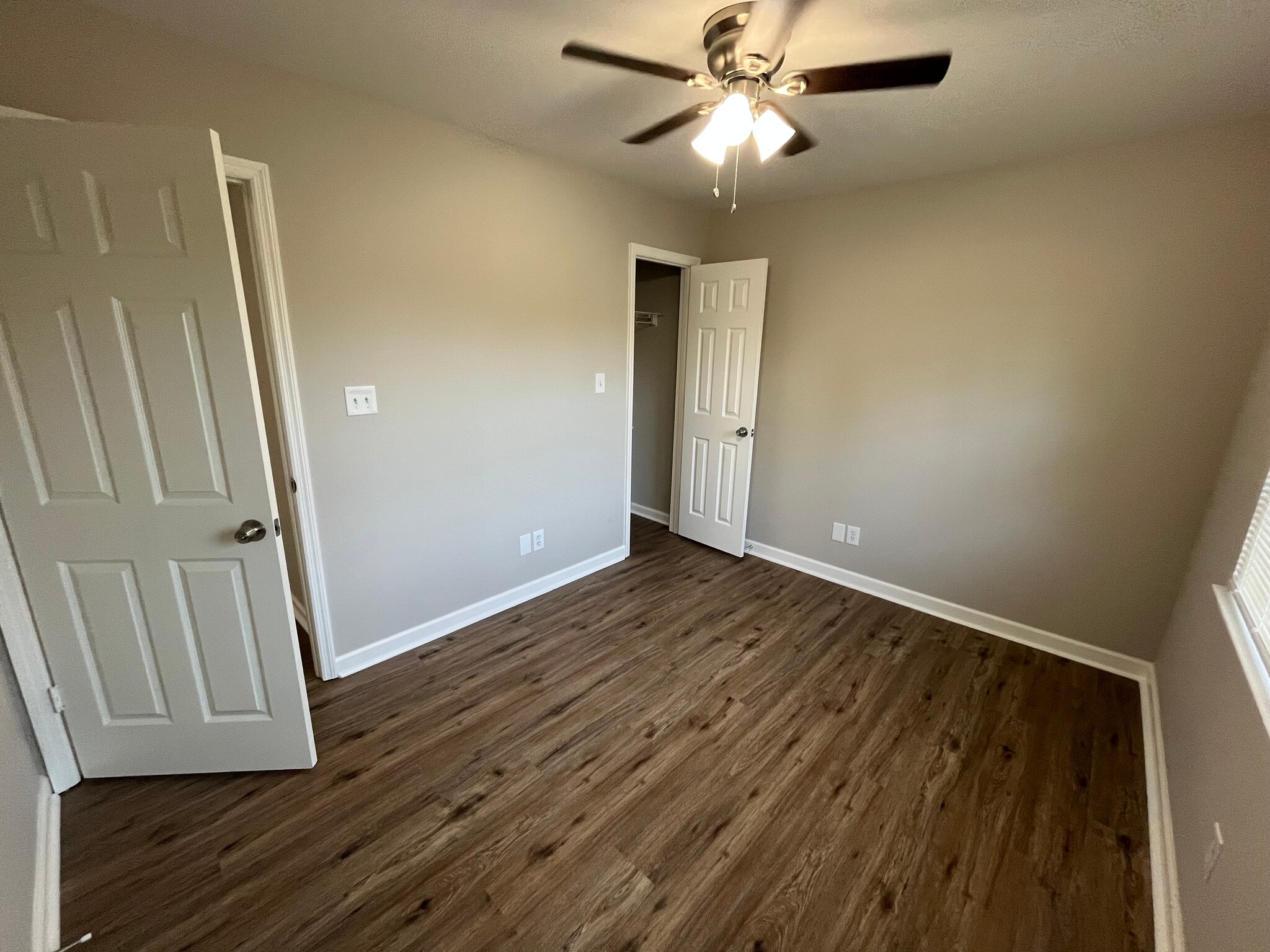 Building Photo - 125 Greenwood Cir