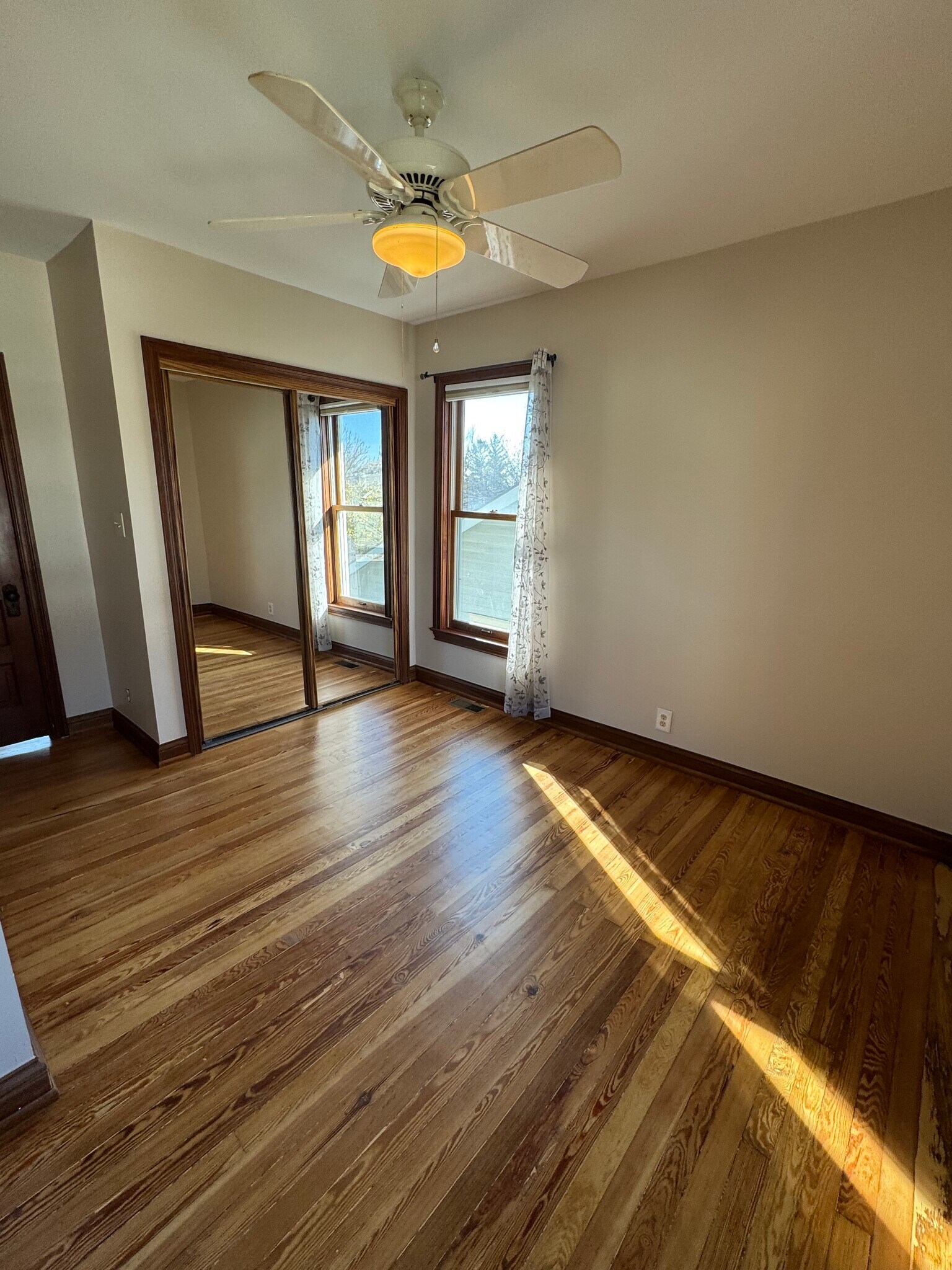 Bedroom 3 - 82 Olentangy St