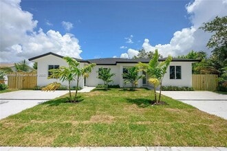 Building Photo - 10745 SW 217th St