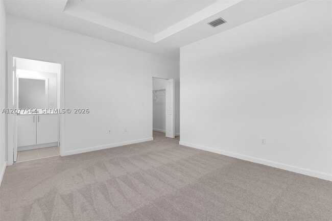Building Photo - 2660 SE 28th Dr