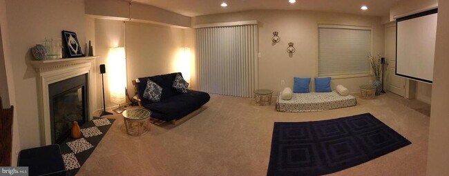 Building Photo - 23337 Tradewind Dr