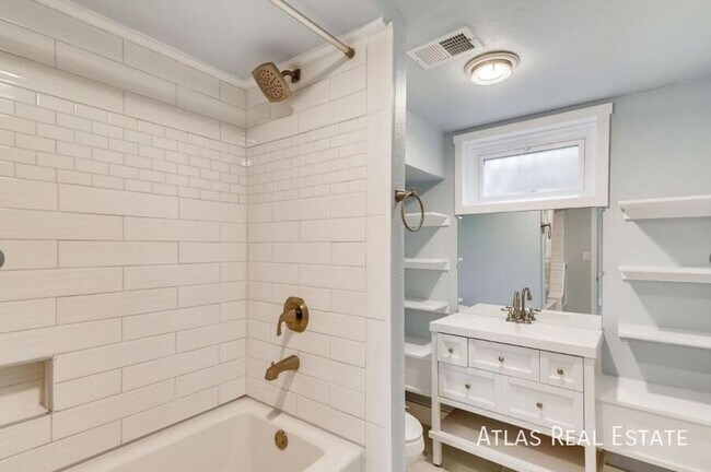 Building Photo - 7486 Turner Dr