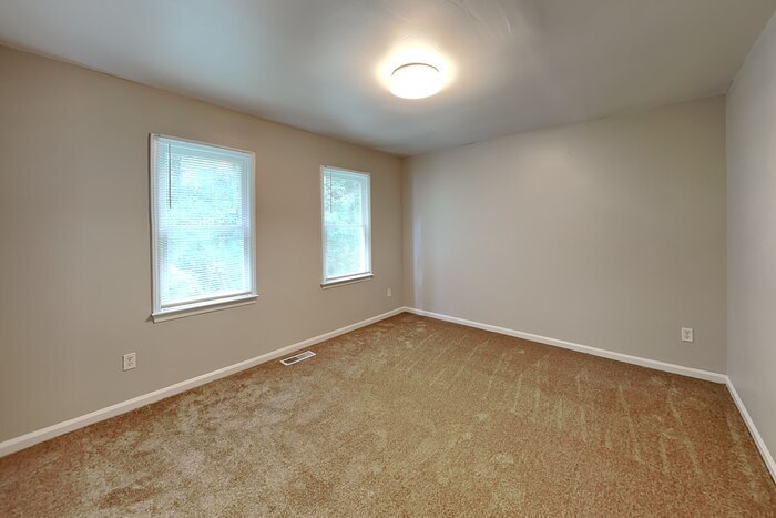 Building Photo - 7135 Cabe Ln