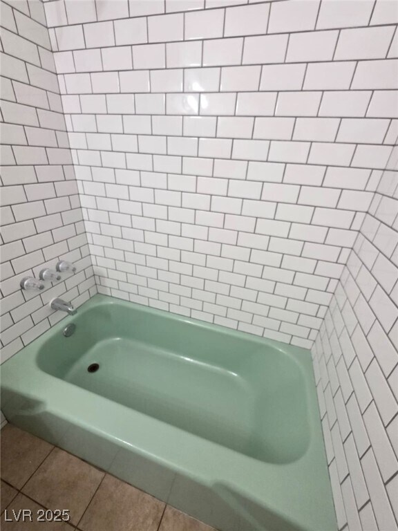 Building Photo - 412 W Monroe Ave