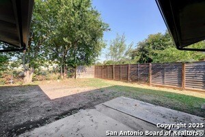 Building Photo - 2107 Darwin Dr