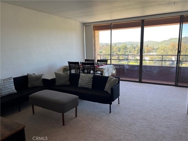 Building Photo - 24055 Paseo Del Lago W