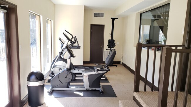 Building Photo - 507 NW 39th Rd