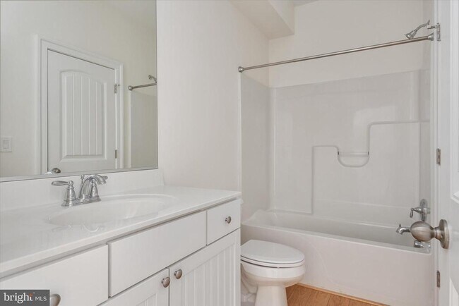 Building Photo - 204 Bar Harbor Rd