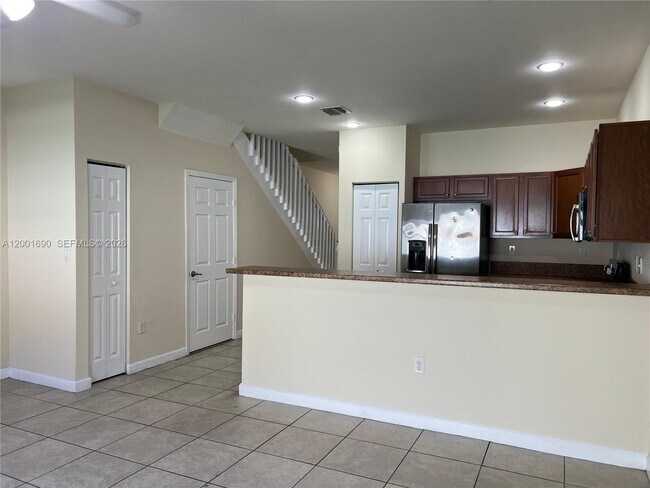 Building Photo - 8913 W 35th Way