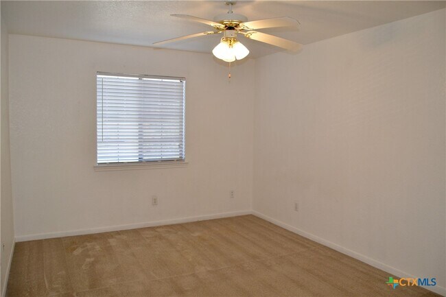 Building Photo - 4518 Ronald Dr