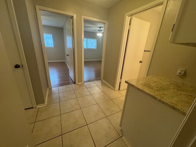 Building Photo - What a Gem! Spacious, Renovated 1-Story Ho...