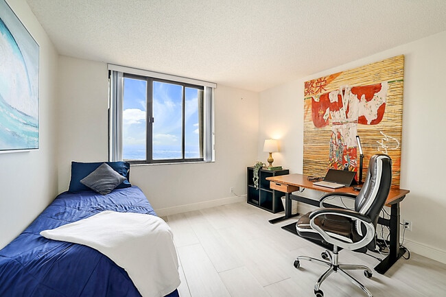 Building Photo - 100 Ocean Trail Way