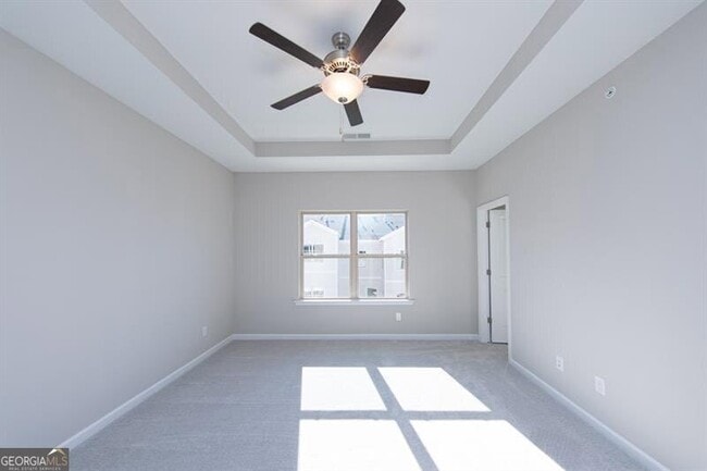 Building Photo - 272 Commons Ave