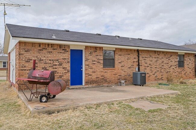 Building Photo - 10906 Penrith Ln