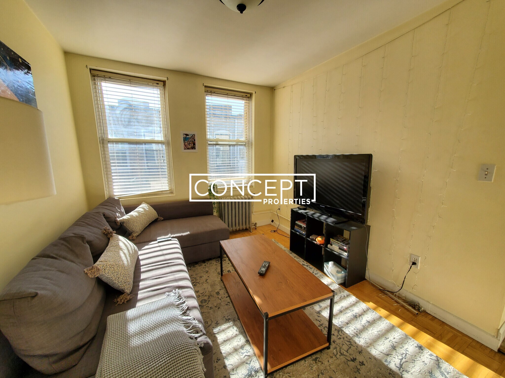 Building Photo - 224 Hanover St