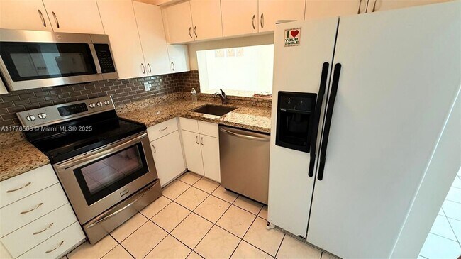 Building Photo - 11780 SW 18th St