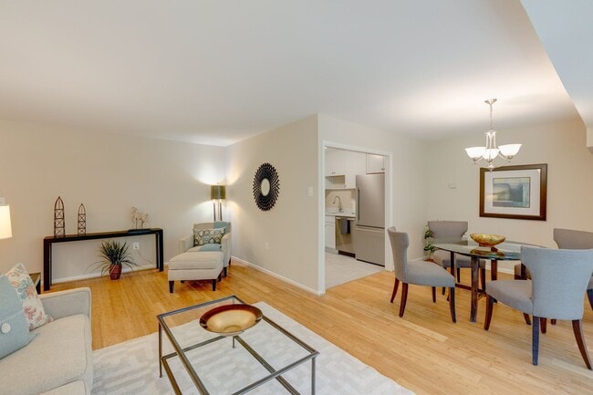 Building Photo - Lafayette Park Condominium | All Utilities Included | Pool, Tennis Court & Clubhouse