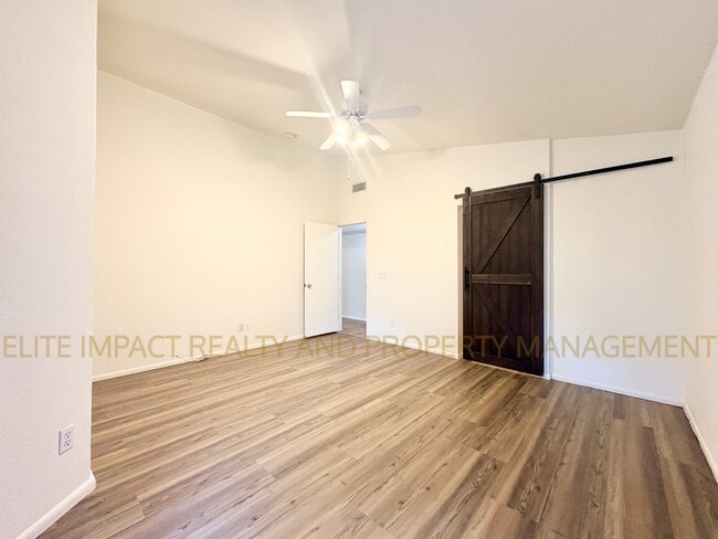 Building Photo - 9073 E Muleshoe St