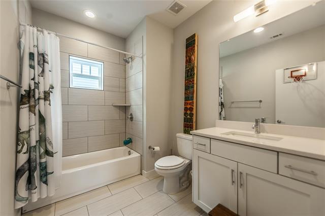 Building Photo - 971 Bassett Pl