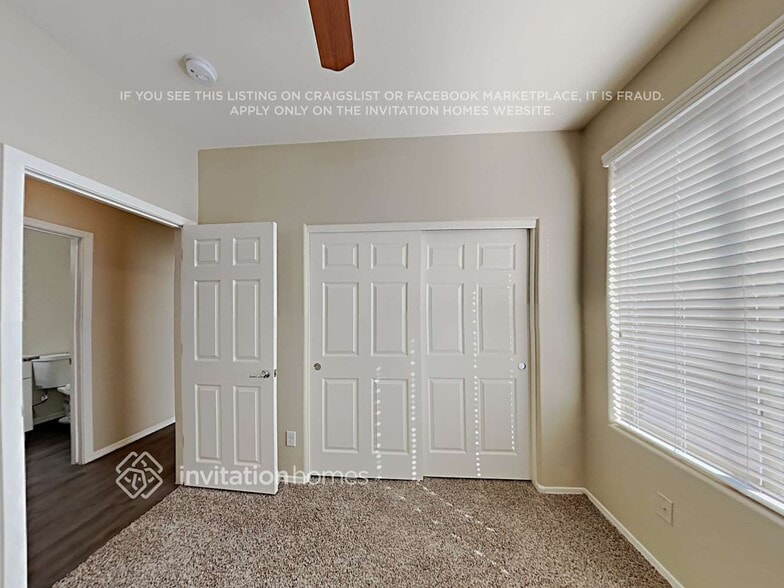 Building Photo - 2813 S 101st Ave