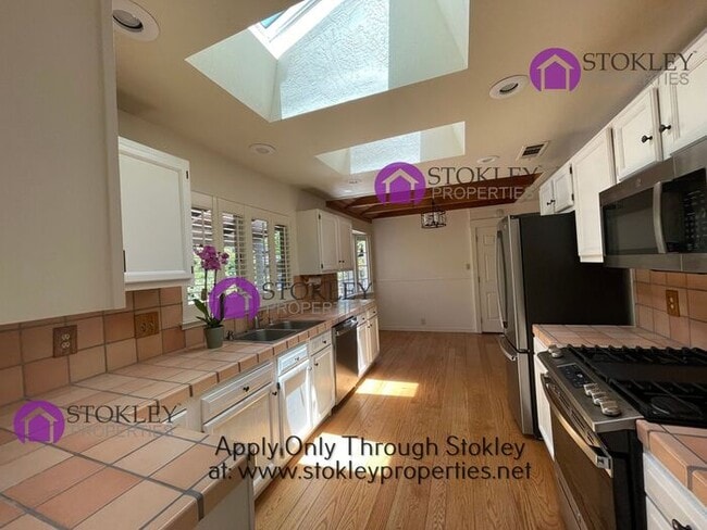 Building Photo - 149 Alegra Ln