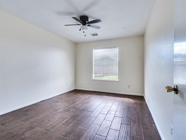 Building Photo - 10814 Bradford Way Dr
