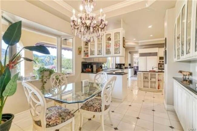 Building Photo - 22537 N Summit Ridge Cir