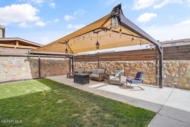 Building Photo - 1041 Earthstar Pl