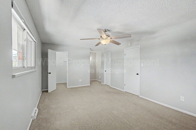 Building Photo - 9037 E Nassau Ave