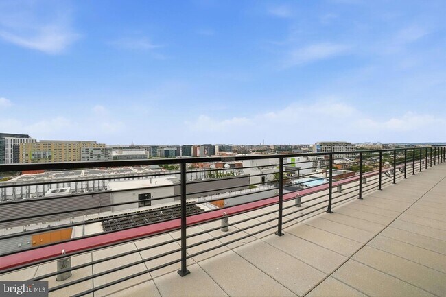 Building Photo - 1625 Eckington Pl NE