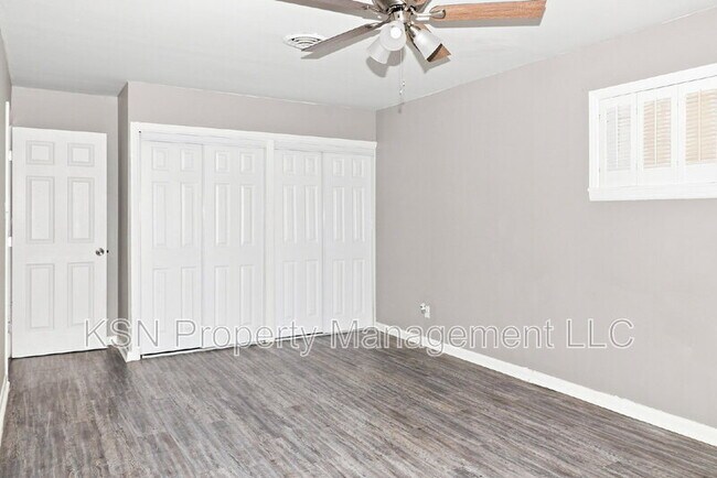 Building Photo - 32 Skyline Dr