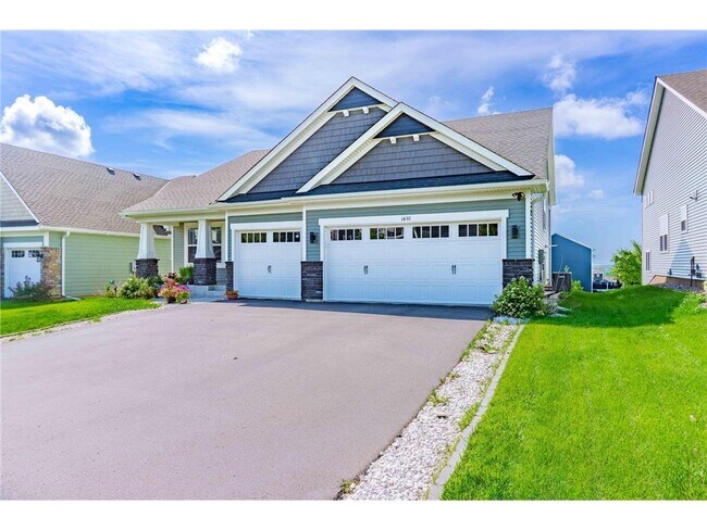 Building Photo - 1430 Nutmeg Cir