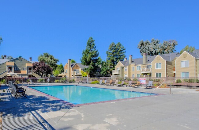 Building Photo - Fabulous 2 bedroom condo for rent in San R...