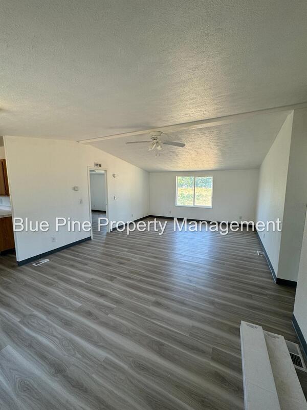 Building Photo - 6405 North 13th East