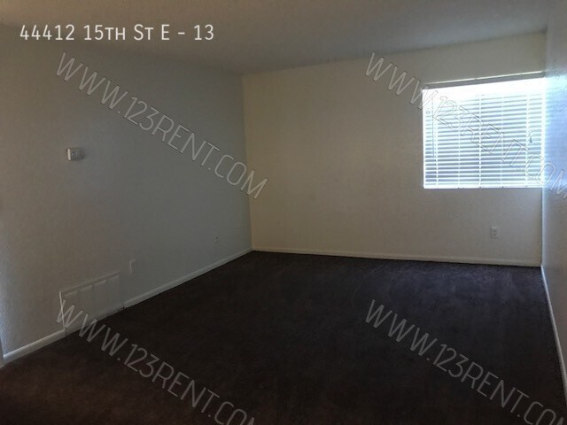 Building Photo - 44412 15th St E