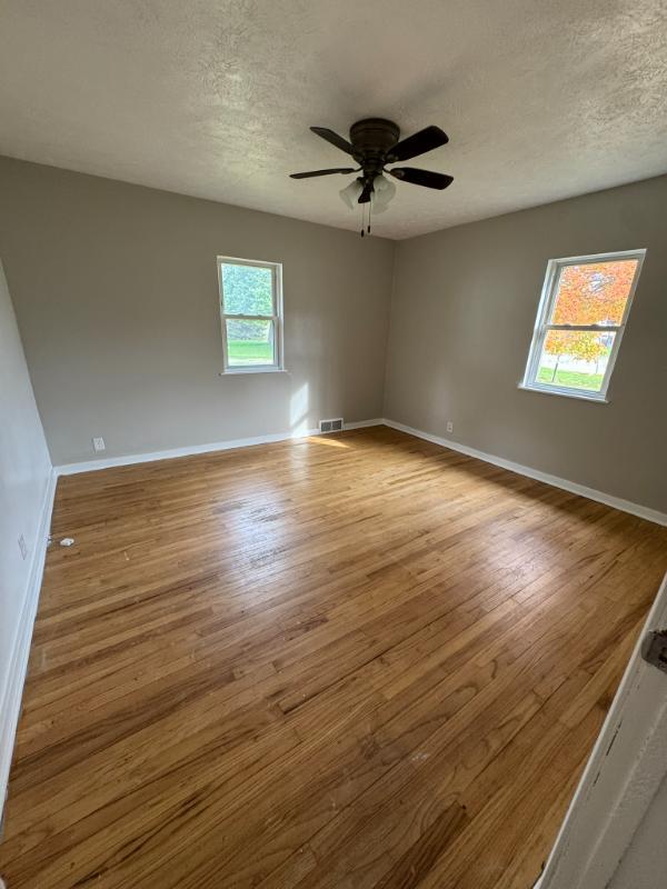 Building Photo - 2812 Fuller Ave NE