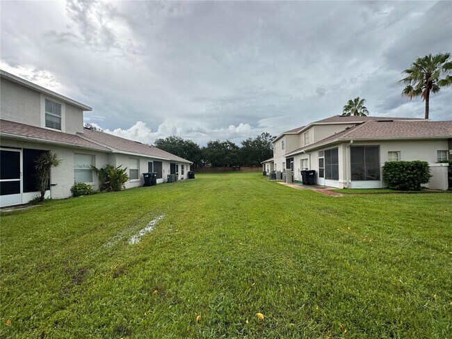 Building Photo - 14572 Laguna Beach Cir